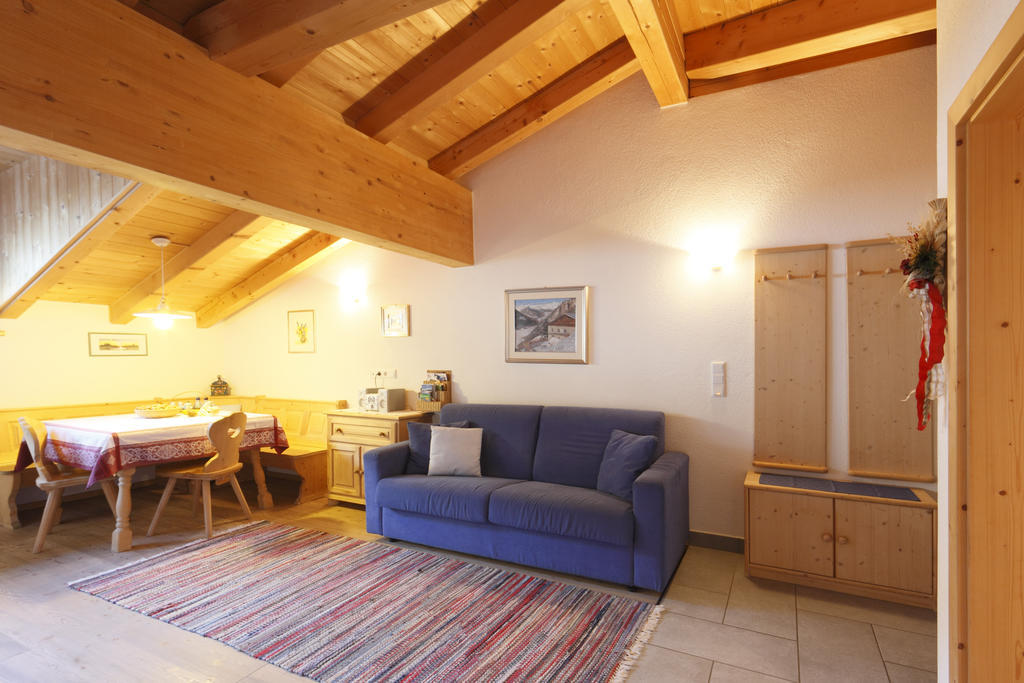 Chalet & Appartement Zingerlehof Trens Campo di Trens Quarto foto